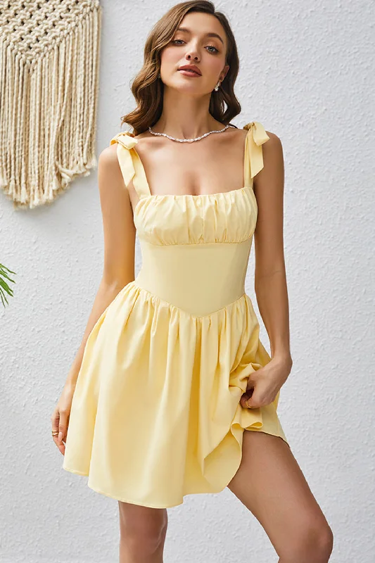 Dresses with Sequined Hearts for Ladies' Romantic LookA Line Yellow Square Neck Short Homecoming Dress Dresses with Sequined Hearts for Ladies' Romantic LookA Line Yellow Square Neck Short Homecoming Dress