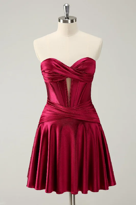 Long Dresses with Side Slit for Ladies' Mobility and StyleBurgundy A Line Sweetheart Strapless Keyhole Satin Homecoming Dress Long Dresses with Side Slit for Ladies' Mobility and StyleBurgundy A Line Sweetheart Strapless Keyhole Satin Homecoming Dress