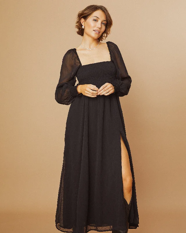 Maxi Dresses for Office - Appropriate Summer PartiesClassic Smocked Maxi Dress