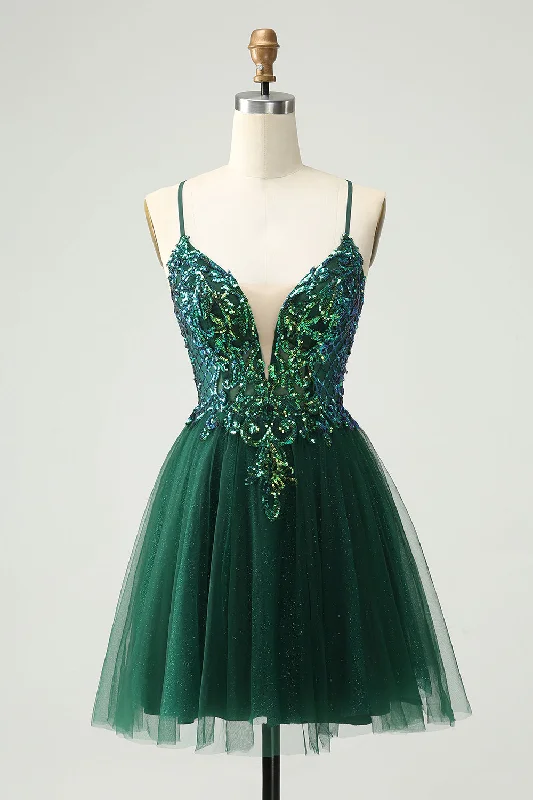 Chiffon Dresses with Slit for Ladies' Added EleganceGlitter Dark Green A-Line Sequined Appliques V Neck Homecoming Dress Chiffon Dresses with Slit for Ladies' Added EleganceGlitter Dark Green A-Line Sequined Appliques V Neck Homecoming Dress
