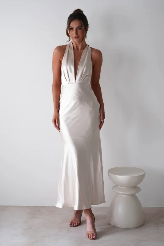 Maxi Dresses for High School Graduation CeremoniesKaylah Satin Halter Neck Maxi Dress | Champagne Maxi Dresses for High School Graduation CeremoniesKaylah Satin Halter Neck Maxi Dress | Champagne