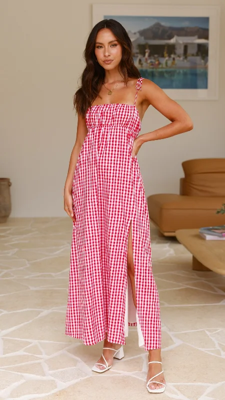 Maxi Dresses Suitable for Beachside WeddingsTaissa Maxi Dress - Picnic Red