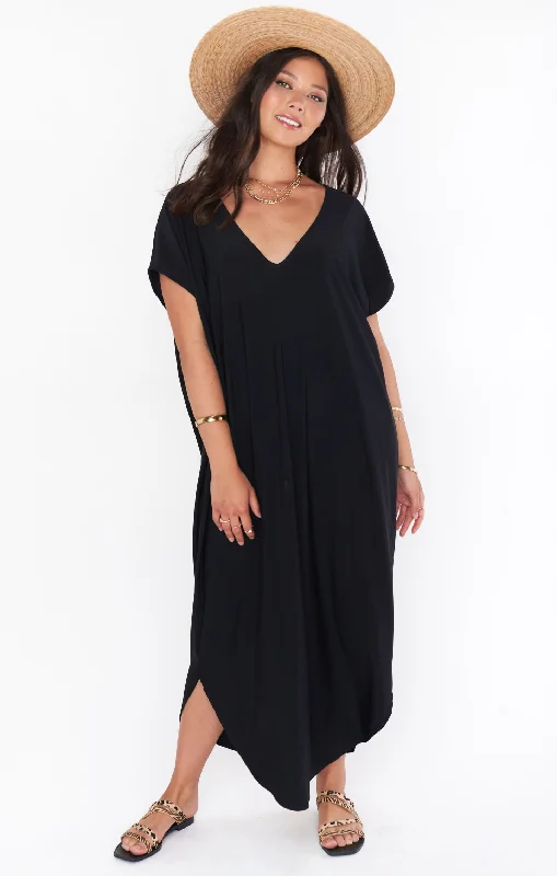 Earthy Brown Maxi Dresses for a Natural LookWorldly Caftan ~ Black
