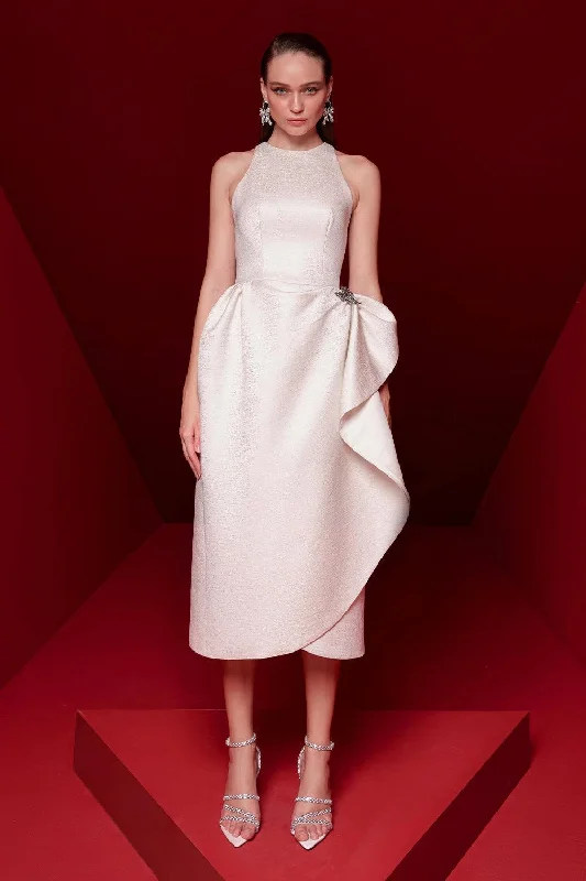 Button - front midi dress in a traditional and classic styleAlora Wrap Sleeveless Brocade Midi Dress