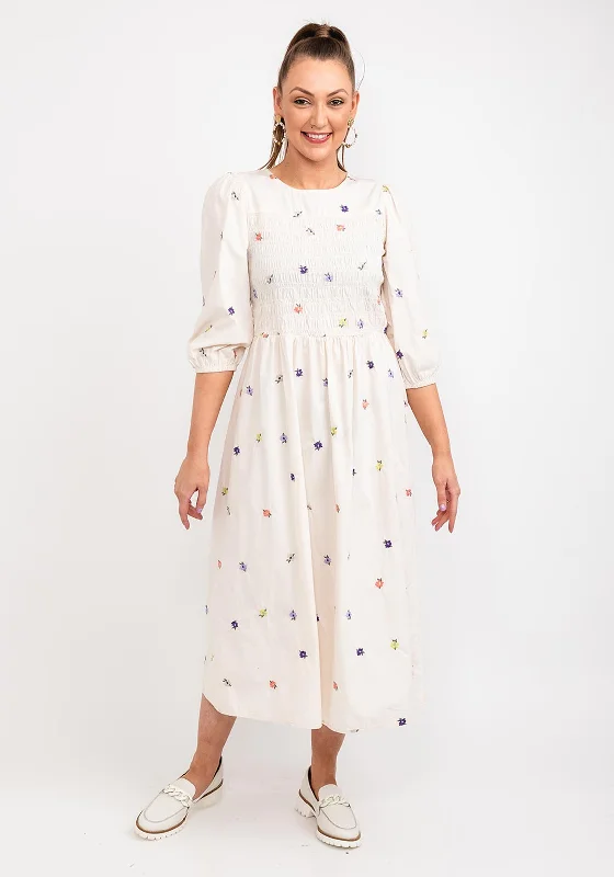 Midi dress for a picnic in the park with a relaxed and comfortable fitb.young Embroidered Floral Midi Dress, Beige Midi dress for a picnic in the park with a relaxed and comfortable fitb.young Embroidered Floral Midi Dress, Beige