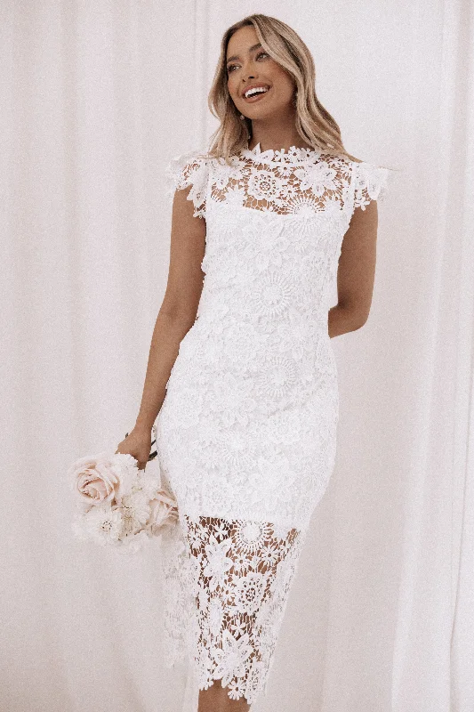 Stretch - fabric midi dress for a flexible and body - hugging fitBecca Midi Dress - White