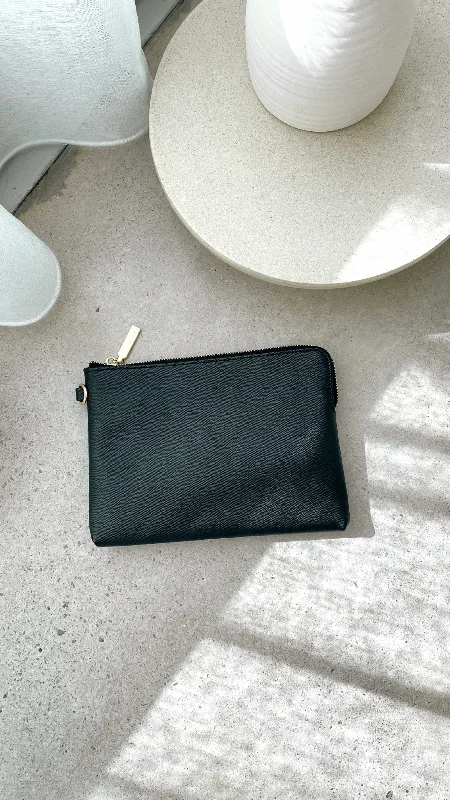 Long Party Dresses with Train for Ladies' Red Carpet EventsBecca Textured Corner Zip Pouch - Black Long Party Dresses with Train for Ladies' Red Carpet EventsBecca Textured Corner Zip Pouch - Black