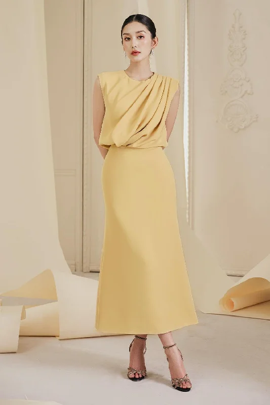 Empire waist midi dress for a flattering and feminine fitElsie Blouson Round Neck Polycotton Midi Dress