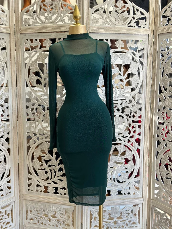 Floral print chiffon midi dress for a feminine and elegant lookGreen Mesh Mock Neck Midi Dress Floral print chiffon midi dress for a feminine and elegant lookGreen Mesh Mock Neck Midi Dress