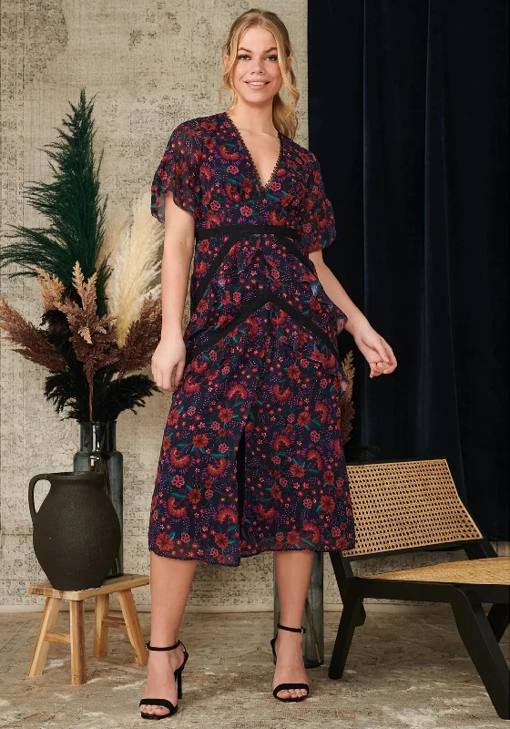 Midi dress for a barbecue with friends and familyHope & Ivy Enya Midi Dress, Navy Multi Midi dress for a barbecue with friends and familyHope & Ivy Enya Midi Dress, Navy Multi