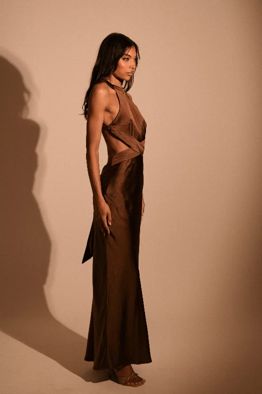 Chiffon Party Dresses with Embroidered Cuffs for Ladies' Elegant TouchNalani Satin Halter Maxi Dress - Chocolate Chiffon Party Dresses with Embroidered Cuffs for Ladies' Elegant TouchNalani Satin Halter Maxi Dress - Chocolate