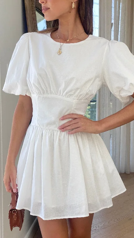 Elegant Long Sleeve Lace Party Dresses for Ladies' Formal EventsSaffia Mini Dress - White Elegant Long Sleeve Lace Party Dresses for Ladies' Formal EventsSaffia Mini Dress - White