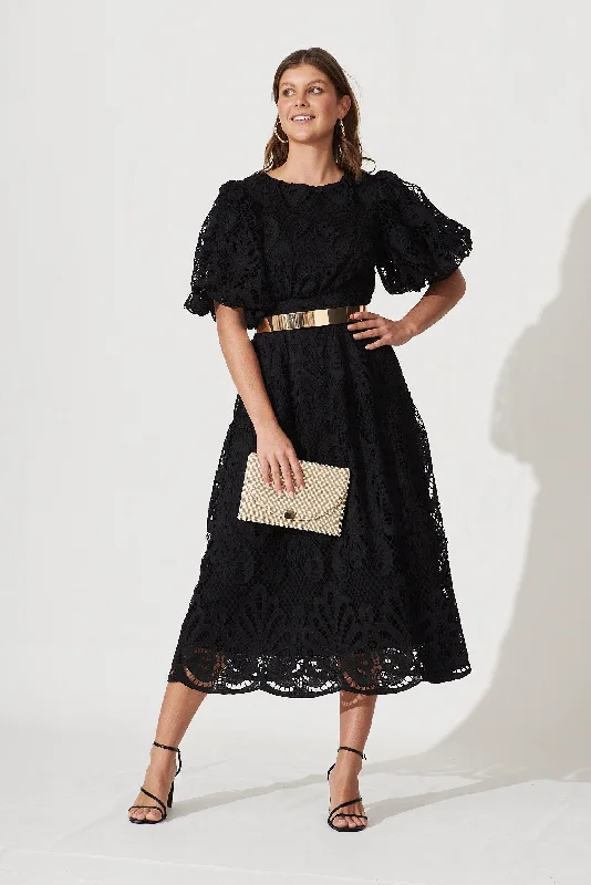 Party Dresses with Pleated Tulle Skirt and Sequined Geometric Shapes and Lace Overlay for Ladies' Princess and Feminine LookTillie Lace Dress In Black Party Dresses with Pleated Tulle Skirt and Sequined Geometric Shapes and Lace Overlay for Ladies' Princess and Feminine LookTillie Lace Dress In Black