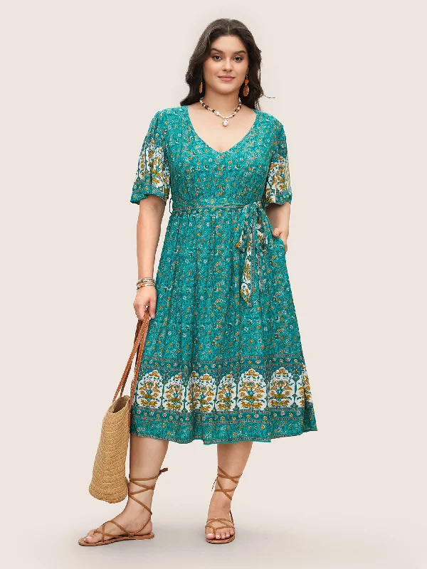 Ruched midi dress for a figure - hugging and flattering fitBandana Print V Neck Pocket Ruffles Belted Midi Dress