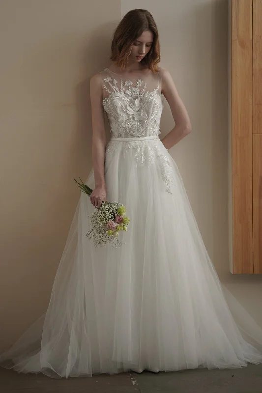 Outdoor - wedding - perfect lightweight wedding dressA-Line Sweep-Brush Train Lace Tulle Wedding Dress CW3090 Outdoor - wedding - perfect lightweight wedding dressA-Line Sweep-Brush Train Lace Tulle Wedding Dress CW3090