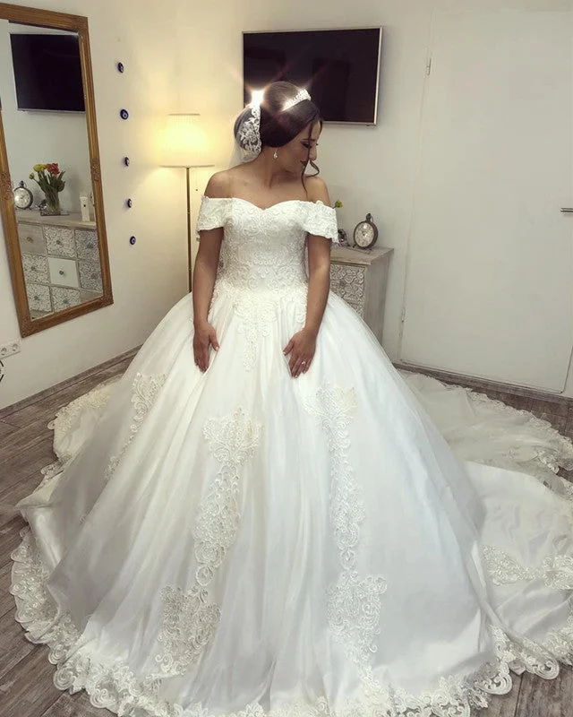 Jeweled - bodice wedding dress for a sparkly lookBall Gown Organza Wedding Dress Lace Embroidery Off The Shoulder Jeweled - bodice wedding dress for a sparkly lookBall Gown Organza Wedding Dress Lace Embroidery Off The Shoulder
