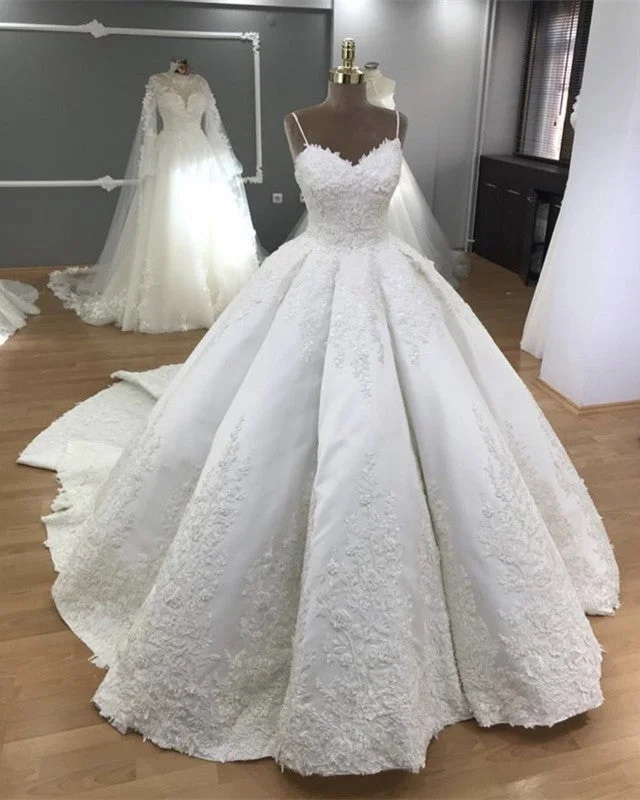 New - age - style wedding dress with unique detailsElegant Wedding Dress Lace Embroidery V Neck Ball Gown New - age - style wedding dress with unique detailsElegant Wedding Dress Lace Embroidery V Neck Ball Gown