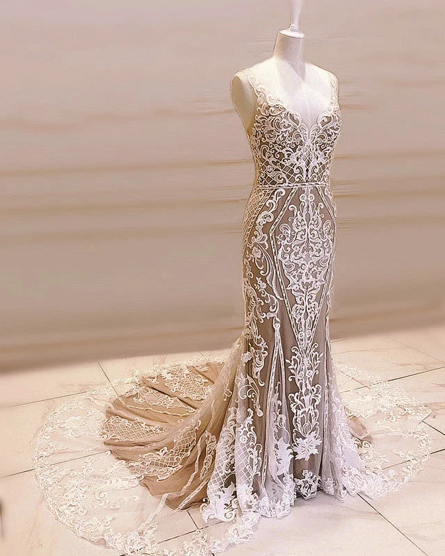 Navy - blue wedding dress for a sophisticated lookLace Embroidery Mermaid Wedding Dress V Neck Sweep Train Navy - blue wedding dress for a sophisticated lookLace Embroidery Mermaid Wedding Dress V Neck Sweep Train