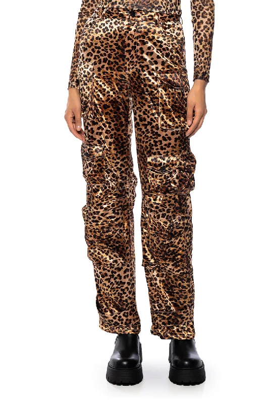 Patchwork cotton pants for women in a handmade lookANIMAL INSTINCT SATIN CARGO PANT Patchwork cotton pants for women in a handmade lookANIMAL INSTINCT SATIN CARGO PANT
