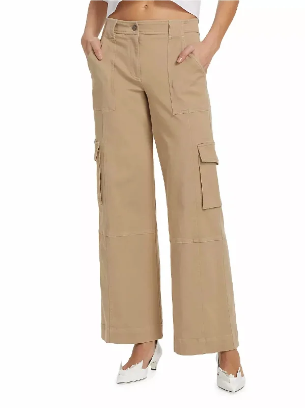 Printed wide leg jeans for women in a colorful and trendy styleCoop Pant With Cargo Pockets In Khaki Printed wide leg jeans for women in a colorful and trendy styleCoop Pant With Cargo Pockets In Khaki
