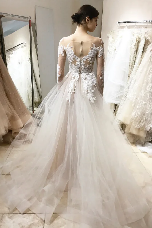 Belted sheath wedding dress for a sleek lookV-Neck Long Sleeves Ivory Wedding Dress with Lace Appliques Belted sheath wedding dress for a sleek lookV-Neck Long Sleeves Ivory Wedding Dress with Lace Appliques