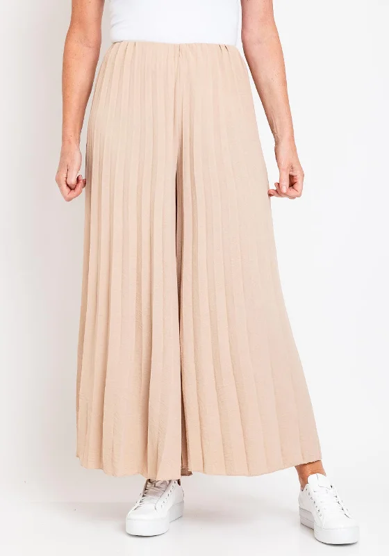 Metallic wide leg pants for women in a shiny and glamorous styleSerafina Collection One Size Pleat Trousers, Beige Metallic wide leg pants for women in a shiny and glamorous styleSerafina Collection One Size Pleat Trousers, Beige