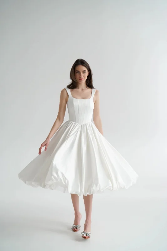 Quirky - designed wedding dress for an individual brideExquisite Midi Wedding Dress with Double Straps Quirky - designed wedding dress for an individual brideExquisite Midi Wedding Dress with Double Straps