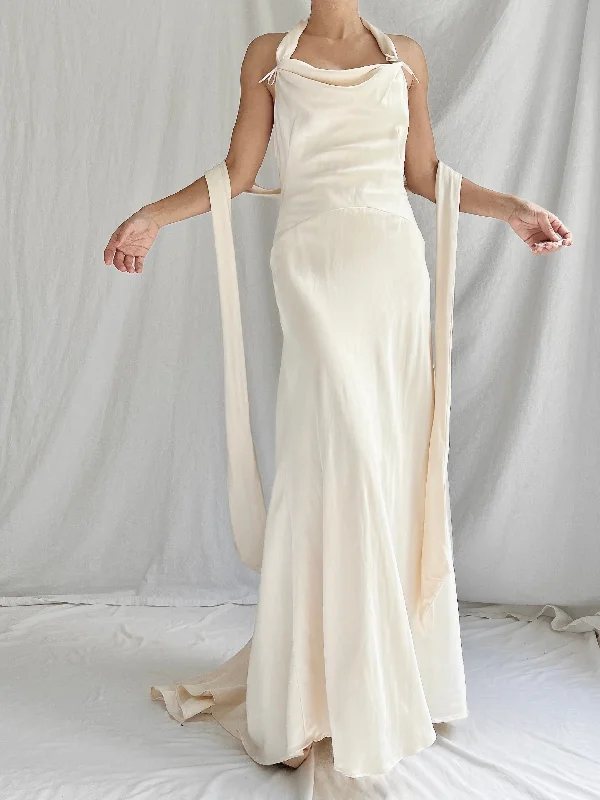 Disney - princess - inspired wedding dressVintage Double Layered Ivory Silk Gown - XS/2 Disney - princess - inspired wedding dressVintage Double Layered Ivory Silk Gown - XS/2