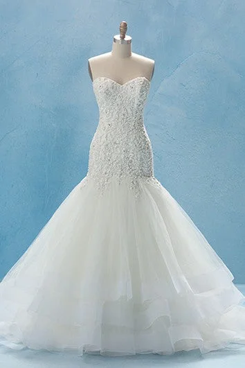 Belted sheath wedding dress for a sleek lookLong Mermaid Simple Sweetheart Dress With Layers Belted sheath wedding dress for a sleek lookLong Mermaid Simple Sweetheart Dress With Layers