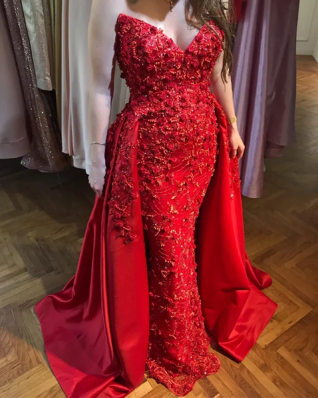 Luxury silk wedding dress with a trainlong prom dress Ball Gown Lace Appliques Wedding Dresses Sweetheart Bridal Dresses cg21577 Luxury silk wedding dress with a trainlong prom dress Ball Gown Lace Appliques Wedding Dresses Sweetheart Bridal Dresses cg21577