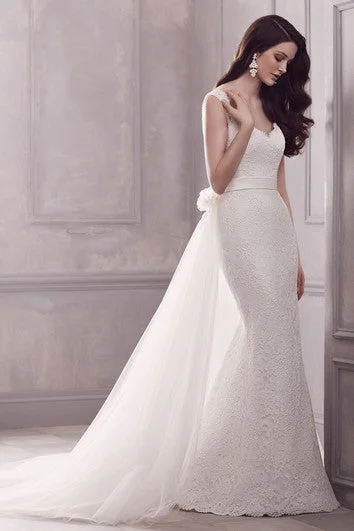 Glamorous mermaid - style wedding dressMermaid Sleeveless Dress With Bateau Neckline And Ruffles Glamorous mermaid - style wedding dressMermaid Sleeveless Dress With Bateau Neckline And Ruffles