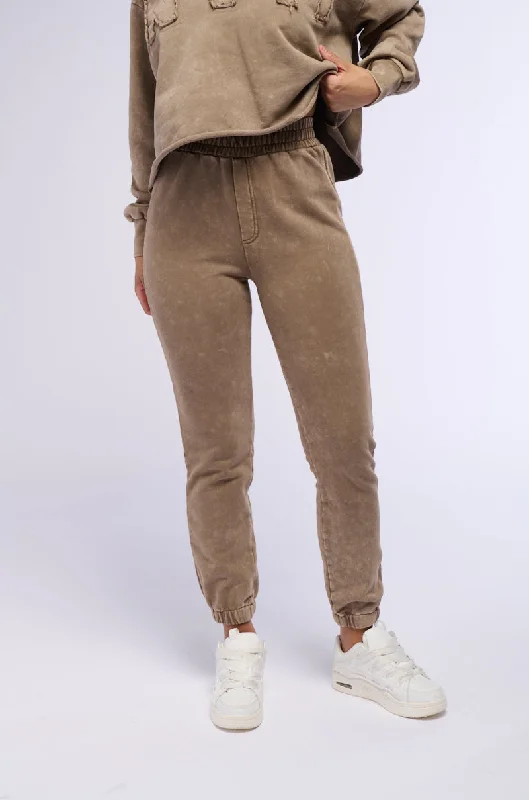 Polyester blend wide leg pants for women in a durable and stylish styleNEVER MIND BABE MINERAL WASH JOGGER PANT Polyester blend wide leg pants for women in a durable and stylish styleNEVER MIND BABE MINERAL WASH JOGGER PANT
