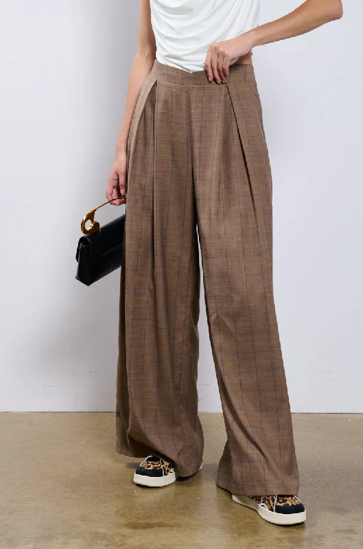 Wrinkle resistant pants for women on business tripsREPORTING TO BUSINESS PLAID TROUSER Wrinkle resistant pants for women on business tripsREPORTING TO BUSINESS PLAID TROUSER