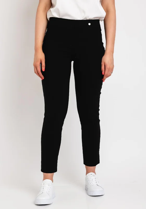 Printed cigarette pants for women in a trendy patternRobell Rose 09 Ankle Grazer Trousers, Black Printed cigarette pants for women in a trendy patternRobell Rose 09 Ankle Grazer Trousers, Black