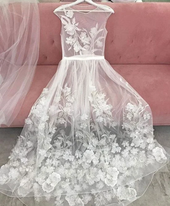 Plunging - neckline wedding dress for a bold lookSexy See Through Long Wedding Dresses Bridal Gowns prom dress with Lace Appliques cg3818 Plunging - neckline wedding dress for a bold lookSexy See Through Long Wedding Dresses Bridal Gowns prom dress with Lace Appliques cg3818