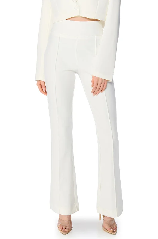 Velvet wide leg jeans for women in a luxurious and trendy styleSOFT SPOKEN HIGH WAIST KNIT DRESS TROUSER Velvet wide leg jeans for women in a luxurious and trendy styleSOFT SPOKEN HIGH WAIST KNIT DRESS TROUSER