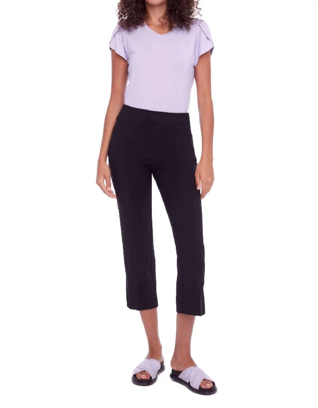 Leatherette pants for women in a cruelty - free optionSolid Palermo Cropped Pant In Black Leatherette pants for women in a cruelty - free optionSolid Palermo Cropped Pant In Black