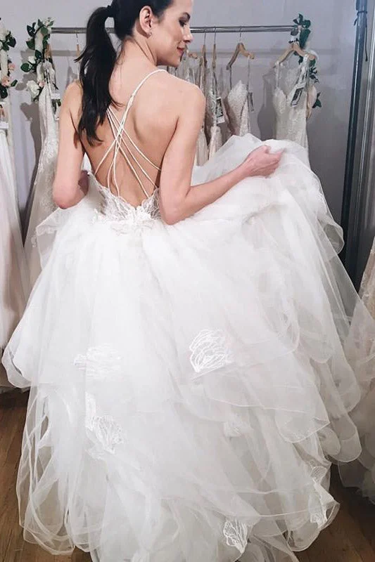 Fit - and - flare wedding dress with a big bowLong Spaghetti Strap A-line White Wedding Dress with Lace Fit - and - flare wedding dress with a big bowLong Spaghetti Strap A-line White Wedding Dress with Lace
