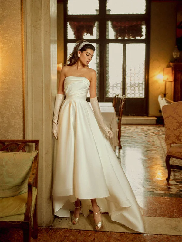 Cut - out detail modern wedding dressStrapless Satin A-line Wedding Dresses, Elegant Bridal Gowns, Simple Fashion 2022 Wedding Gowns Cut - out detail modern wedding dressStrapless Satin A-line Wedding Dresses, Elegant Bridal Gowns, Simple Fashion 2022 Wedding Gowns