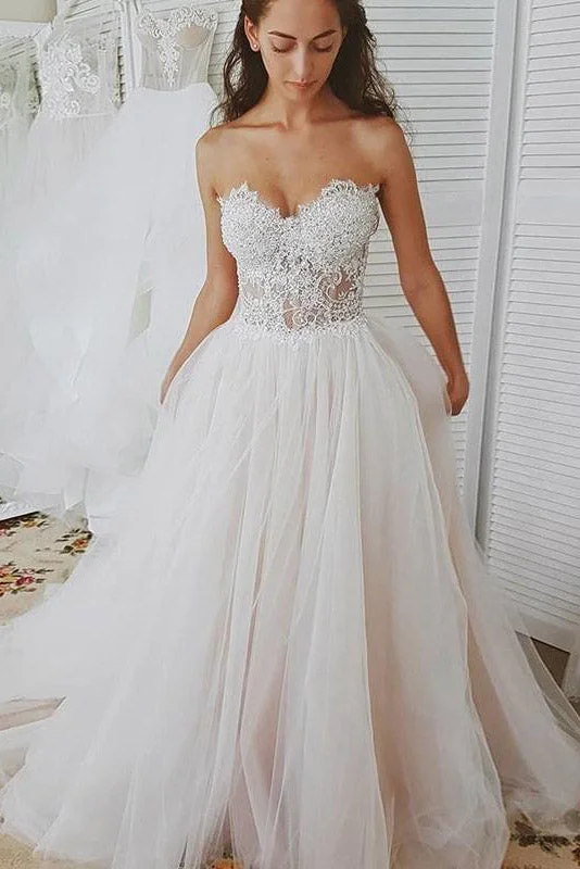 Gemstone - embellished wedding dressPrincess Long Sweetheart A-line Ivory Wedding Dress with Lace Gemstone - embellished wedding dressPrincess Long Sweetheart A-line Ivory Wedding Dress with Lace