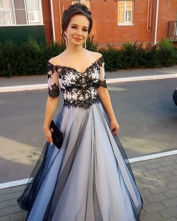Cape - backed wedding dress for a dramatic entranceTulle Wedding Dresses,Off the Shoulder Prom Dresses,Appliques Prom Gown cg12592 Cape - backed wedding dress for a dramatic entranceTulle Wedding Dresses,Off the Shoulder Prom Dresses,Appliques Prom Gown cg12592