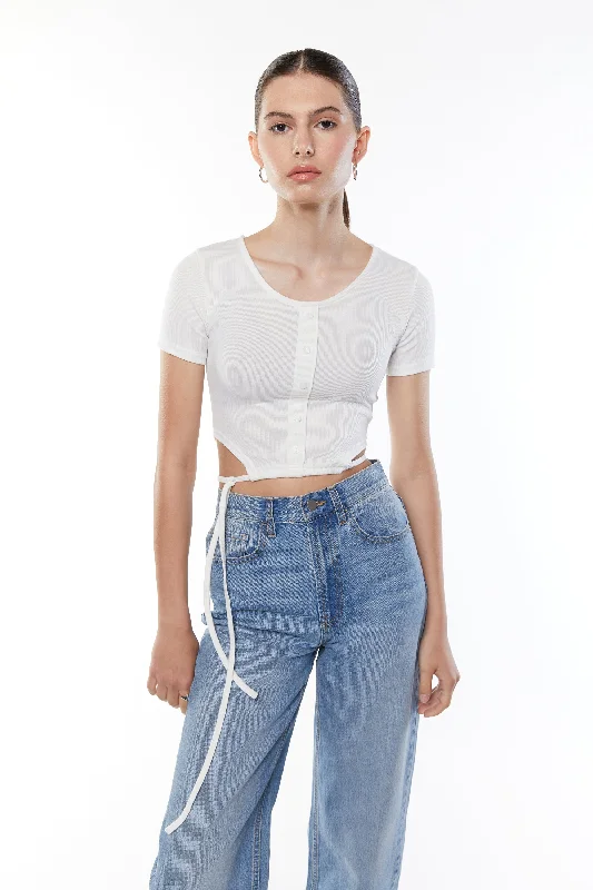 Metallic - threaded women's T - shirt for a touch of glamourBUTTON UP TEE WITH HEM TIES Metallic - threaded women's T - shirt for a touch of glamourBUTTON UP TEE WITH HEM TIES