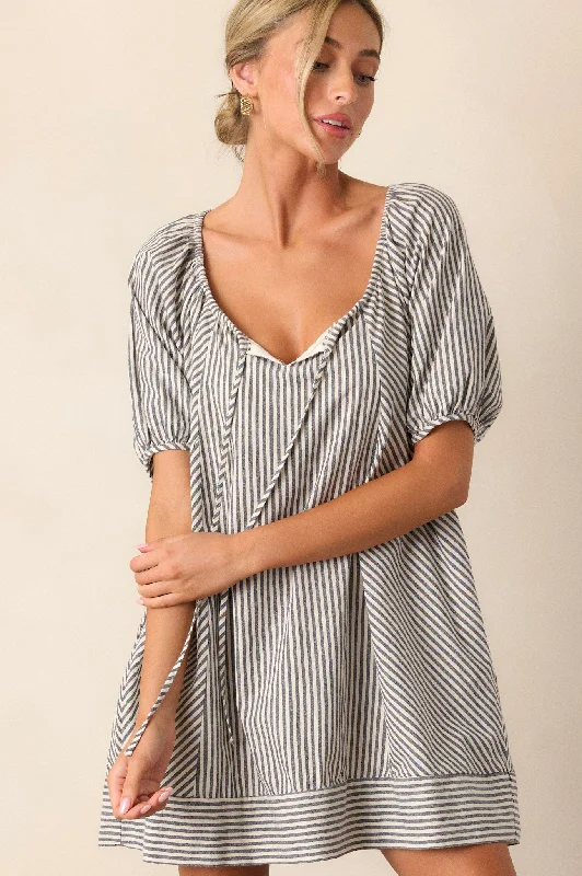 Empire Waist Polyester Dresses for Ladies with Satin RibbonMoonflower Blues Navy Stripe Short Sleeve Mini Dress Empire Waist Polyester Dresses for Ladies with Satin RibbonMoonflower Blues Navy Stripe Short Sleeve Mini Dress