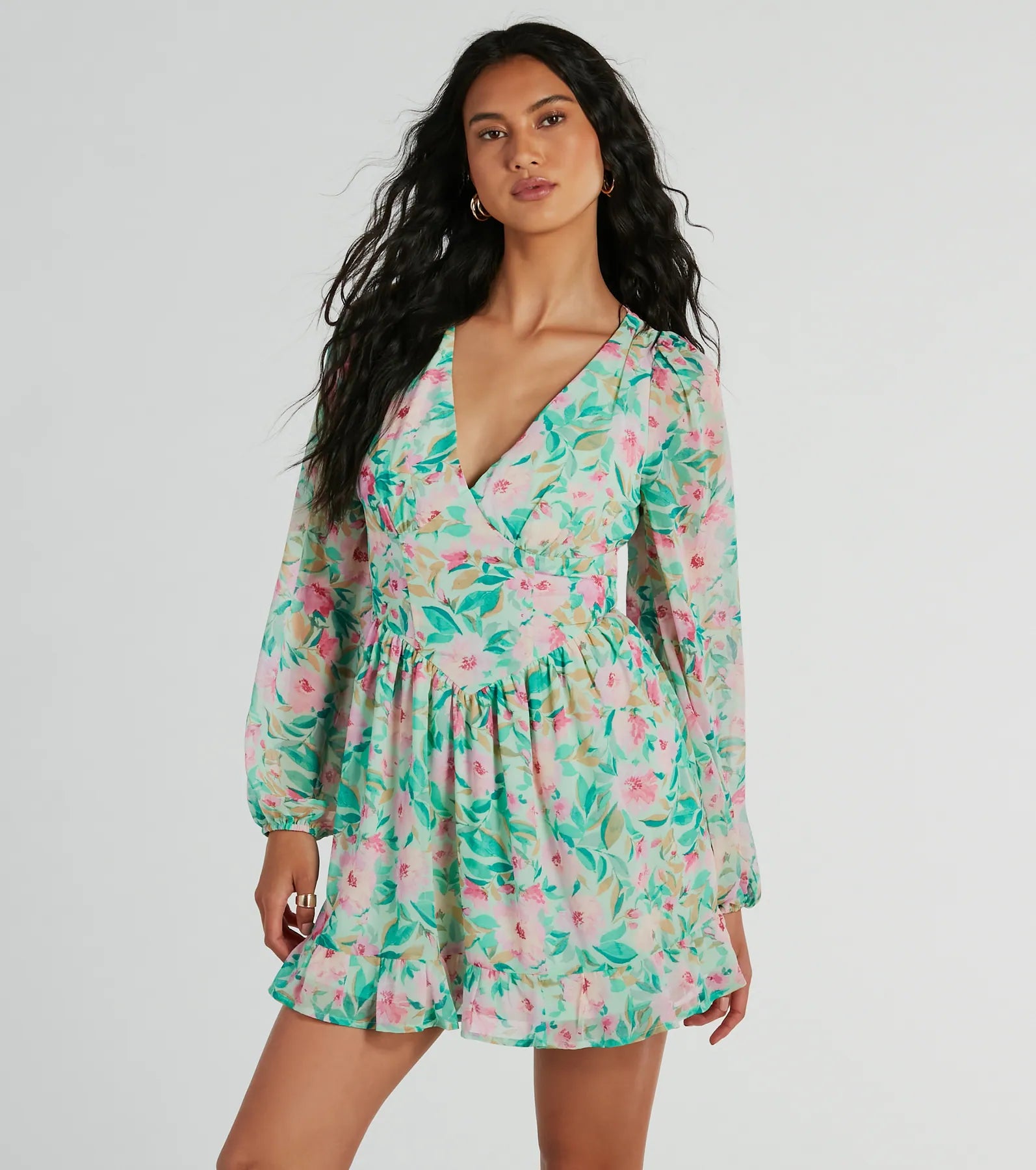 Dresses with Tassel Hem and Metallic Lace and Sequined Geometric Shapes for Ladies' Boho and Modern LookRadiant Vacay V-Neck Floral Chiffon Skater Dress Dresses with Tassel Hem and Metallic Lace and Sequined Geometric Shapes for Ladies' Boho and Modern LookRadiant Vacay V-Neck Floral Chiffon Skater Dress