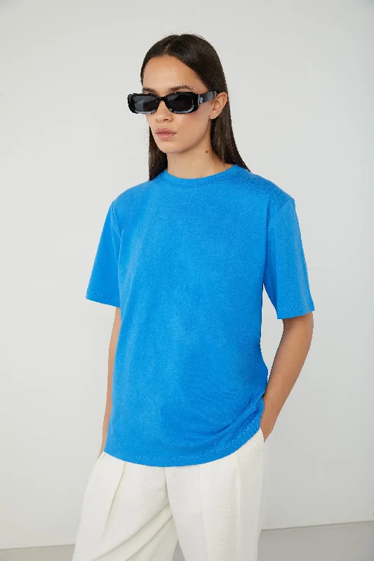 Sequined women's T - shirt for a glamorous occasionRELAXED FIT TEE
