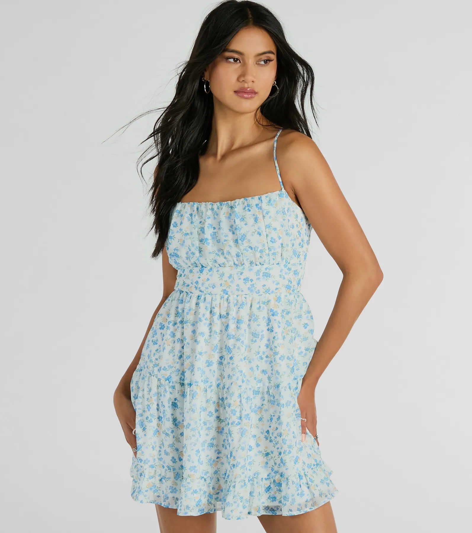 Dresses with Sequined Geometric Shapes for Ladies' Modern and Stylish LookSweeten Up Strappy Back Floral Chiffon Skater Dress Dresses with Sequined Geometric Shapes for Ladies' Modern and Stylish LookSweeten Up Strappy Back Floral Chiffon Skater Dress