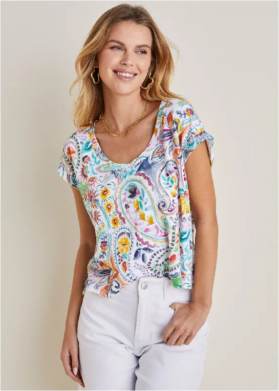 Long - sleeved women's T - shirt with a balloon - sleeve designScoop Neck Tee - Fiesta Floral Long - sleeved women's T - shirt with a balloon - sleeve designScoop Neck Tee - Fiesta Floral