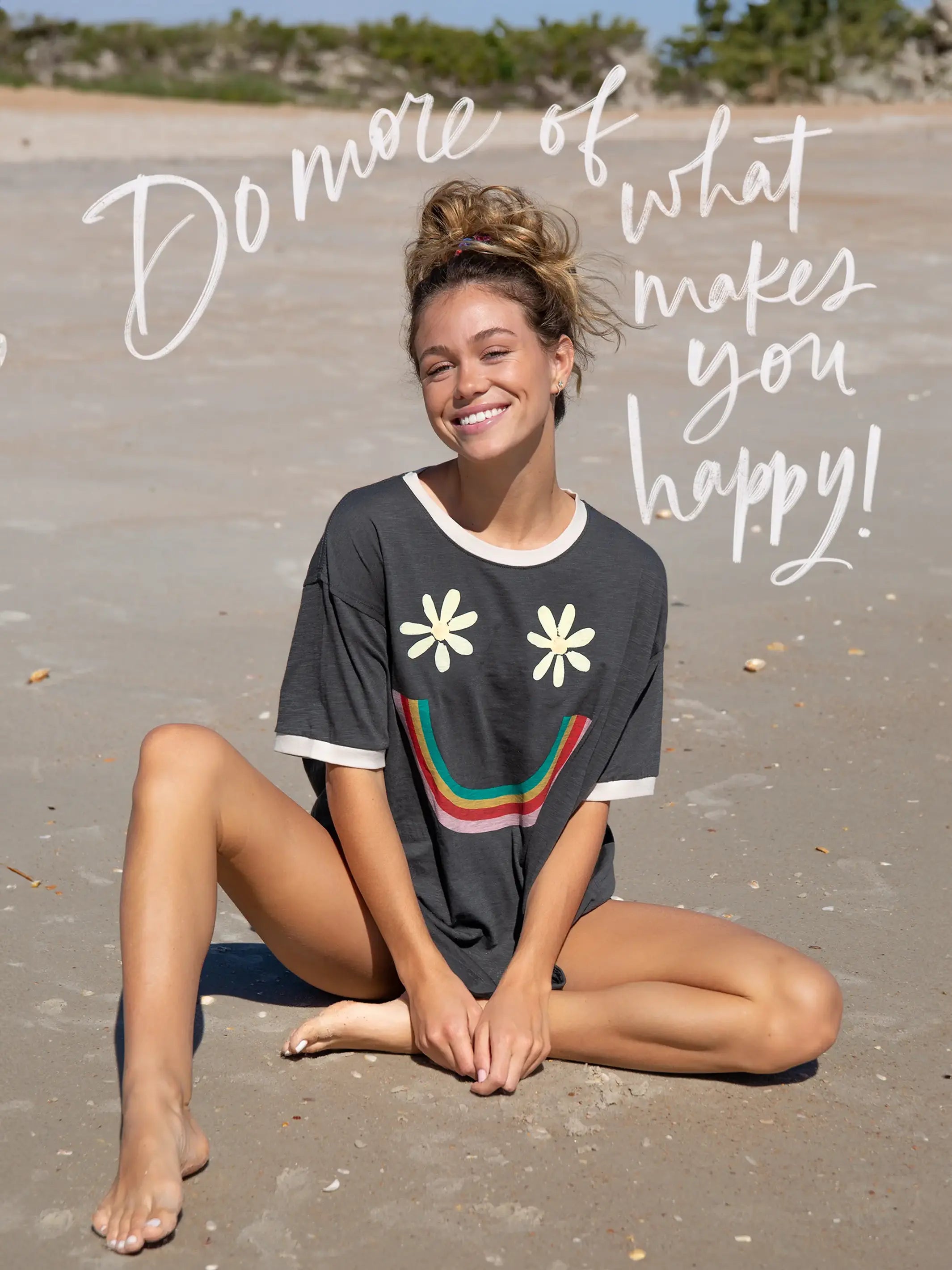 Women's T - shirt with a fringed hem and a tassel - trimmed pocketRinger Oversized Tee Shirt - Charcoal Smiley Women's T - shirt with a fringed hem and a tassel - trimmed pocketRinger Oversized Tee Shirt - Charcoal Smiley