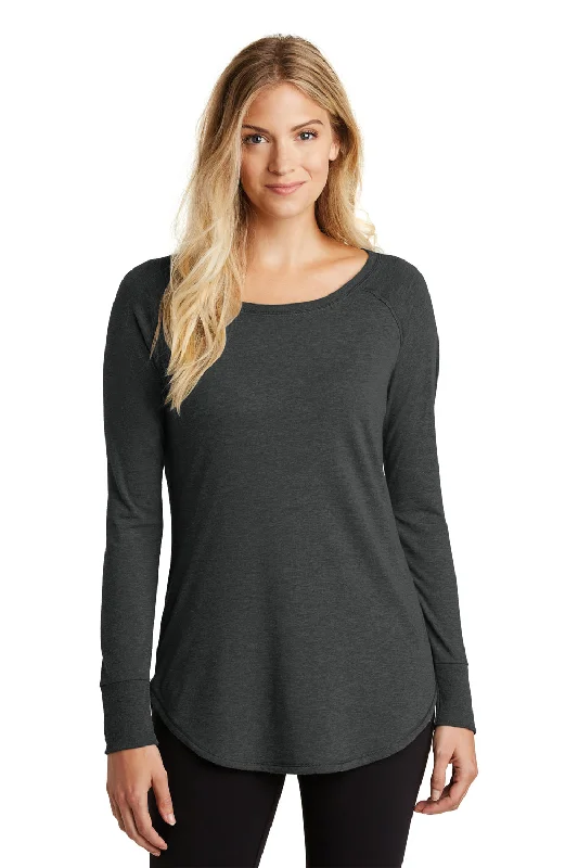 Women's turtleneck T - shirt for a sophisticated appearanceDistrict Womens Perfect Tri Long Sleeve Crewneck T-Shirt - Black Frost Women's turtleneck T - shirt for a sophisticated appearanceDistrict Womens Perfect Tri Long Sleeve Crewneck T-Shirt - Black Frost