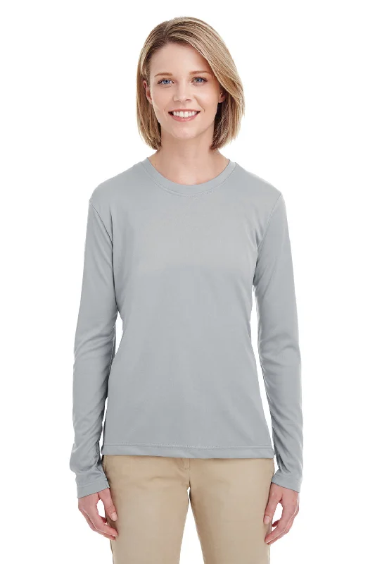 Women's T - shirt with a color - changing yarnUltraClub Womens Cool & Dry Performance Moisture Wicking Long Sleeve Crewneck T-Shirt - Grey Women's T - shirt with a color - changing yarnUltraClub Womens Cool & Dry Performance Moisture Wicking Long Sleeve Crewneck T-Shirt - Grey